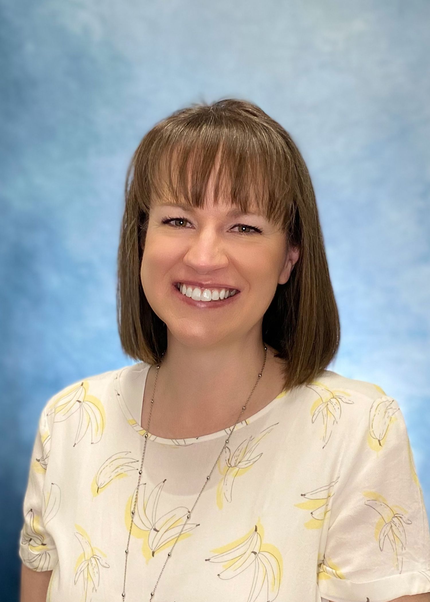 Rachel Marshall Headshot